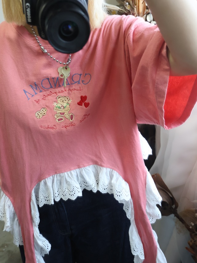 garter belt hommage T-shirt