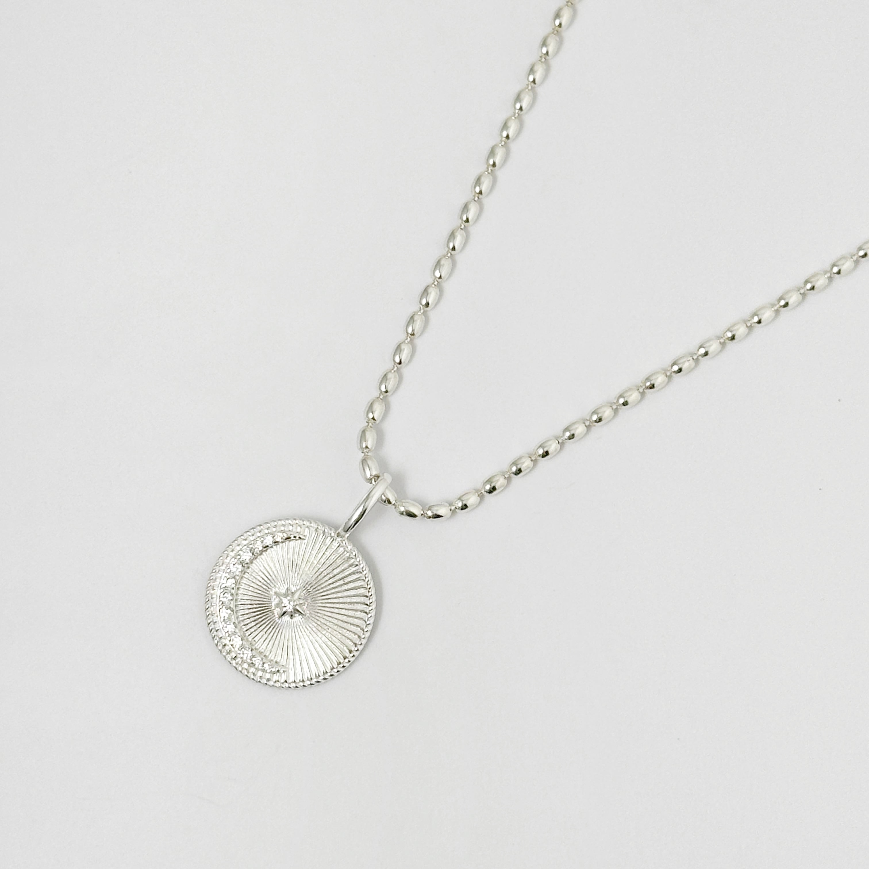 三日月と1番星のコインネックレス 月星