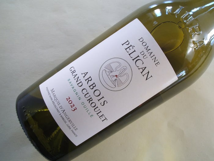 アルボワ グラン・キュルレ サヴァニャン・ウイエ 2023年 ペリカン