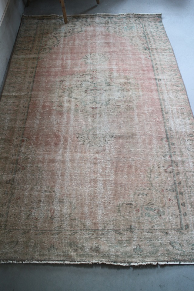 Turkish rug  No342　228×140cm