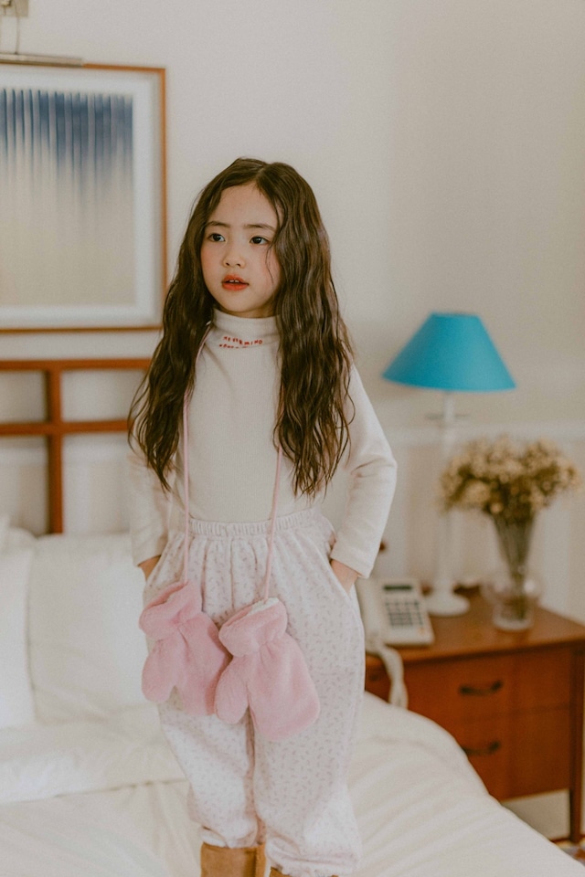 *即納* NIGHTBEBE フラワーボアジョガー