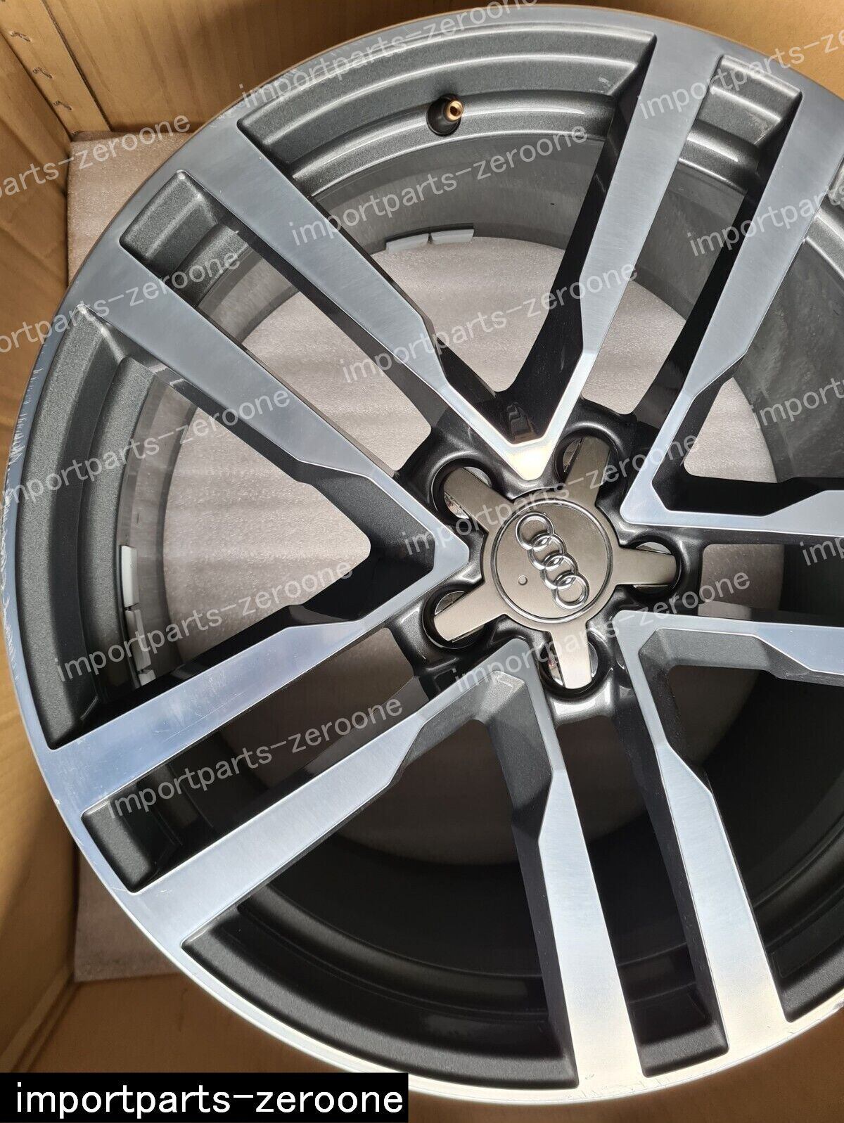 純正アウディ TT TTS TTRS MK3 8S 19インチ9J合金ホイール8S0601025F1