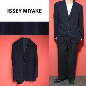 im ISSEY MIYAKE DESIGN STUDIO
