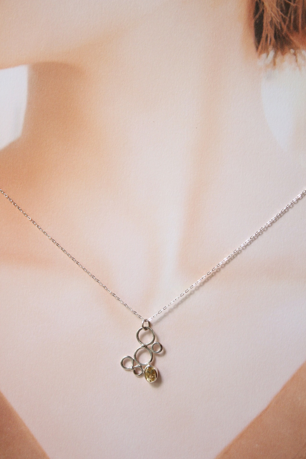 イエローベリルの泡ネックレス