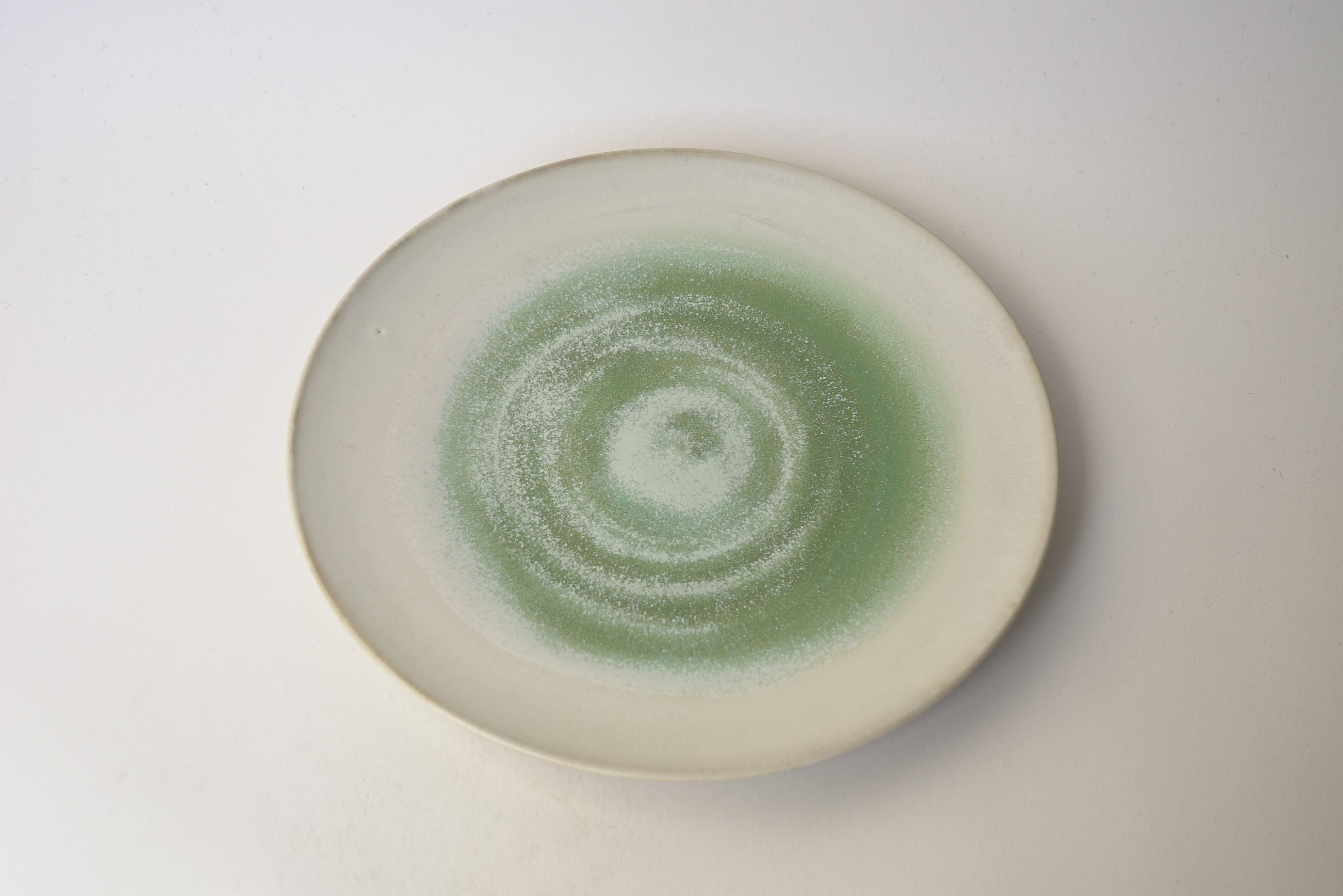 palette pottery 1-1 中園晋作リム皿 緑 131 | Hase