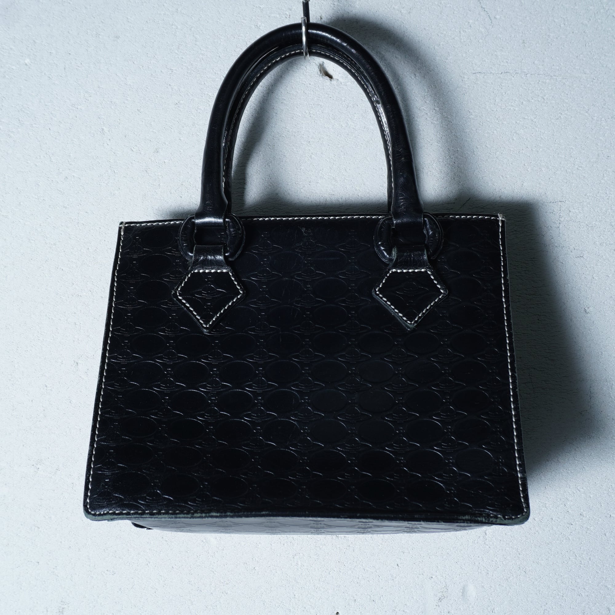 Vivienne Westwood】ヴィヴィアンウエストウッド ”オーブロゴ総柄