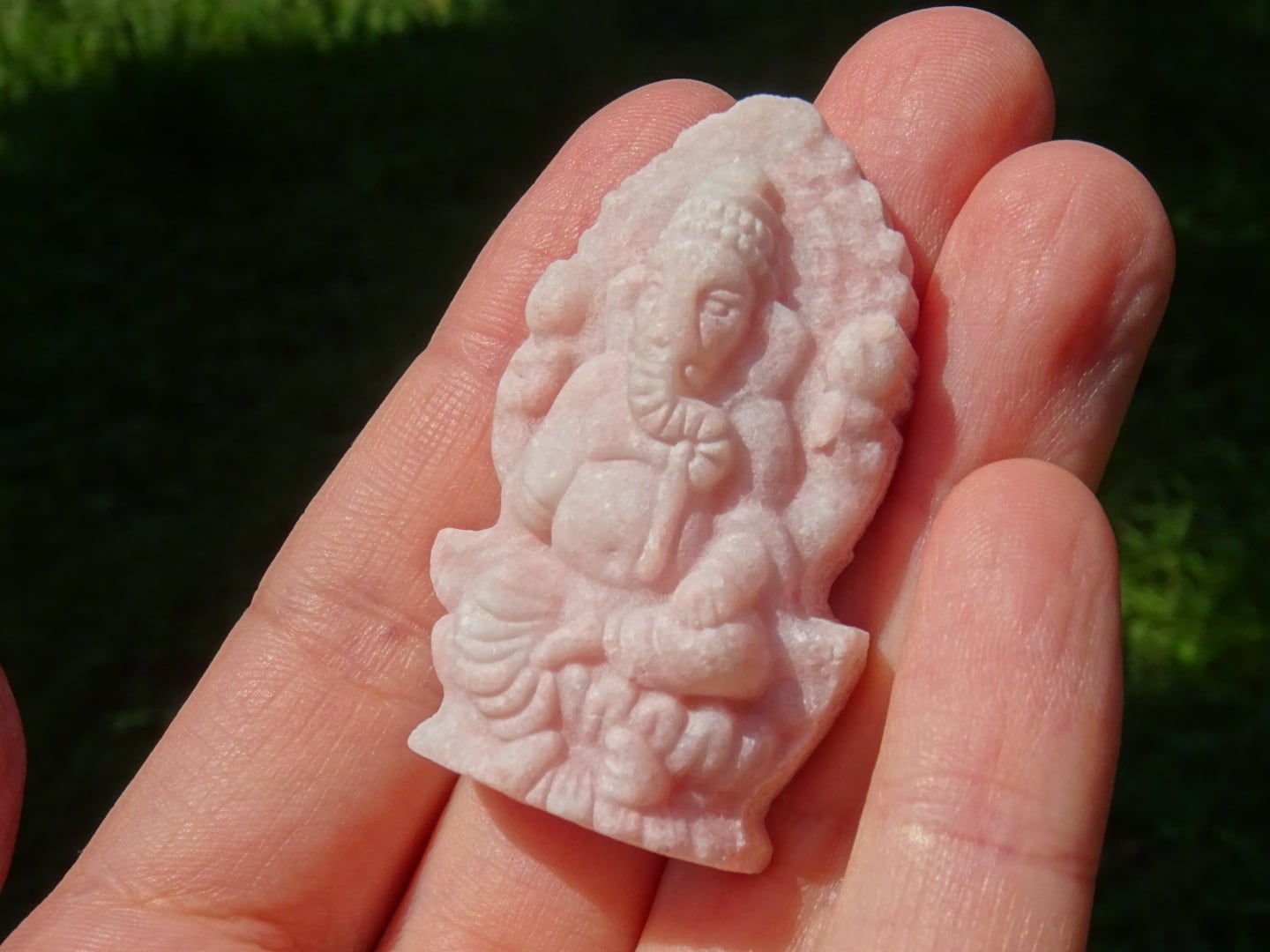 Love Ganesha、ガネーシャ彫刻fromピンクオパール | 虹石屋