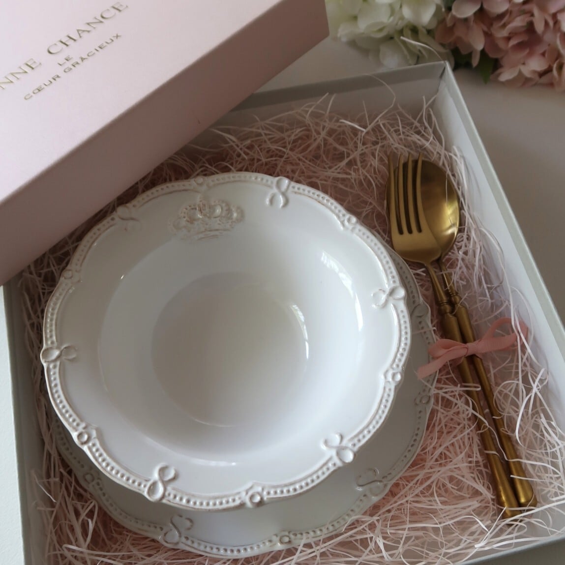 Ruche crown round dish / ルーシュクラウン ラウンド ディッシュ 20cm