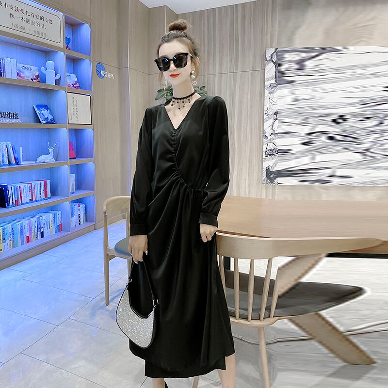 プラスサイズの女性の腹カバードレス2020秋の新しい脂肪MM中丈の長袖の女性の緩い肉カバーVネックスカート ミックスインファッション59229040041