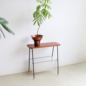 METAL MAGAZINE RACK with tabletop  | Pilastro | 1950-60s | Netherlands