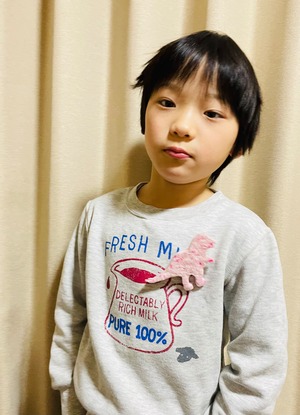 紙とレジンのブローチ