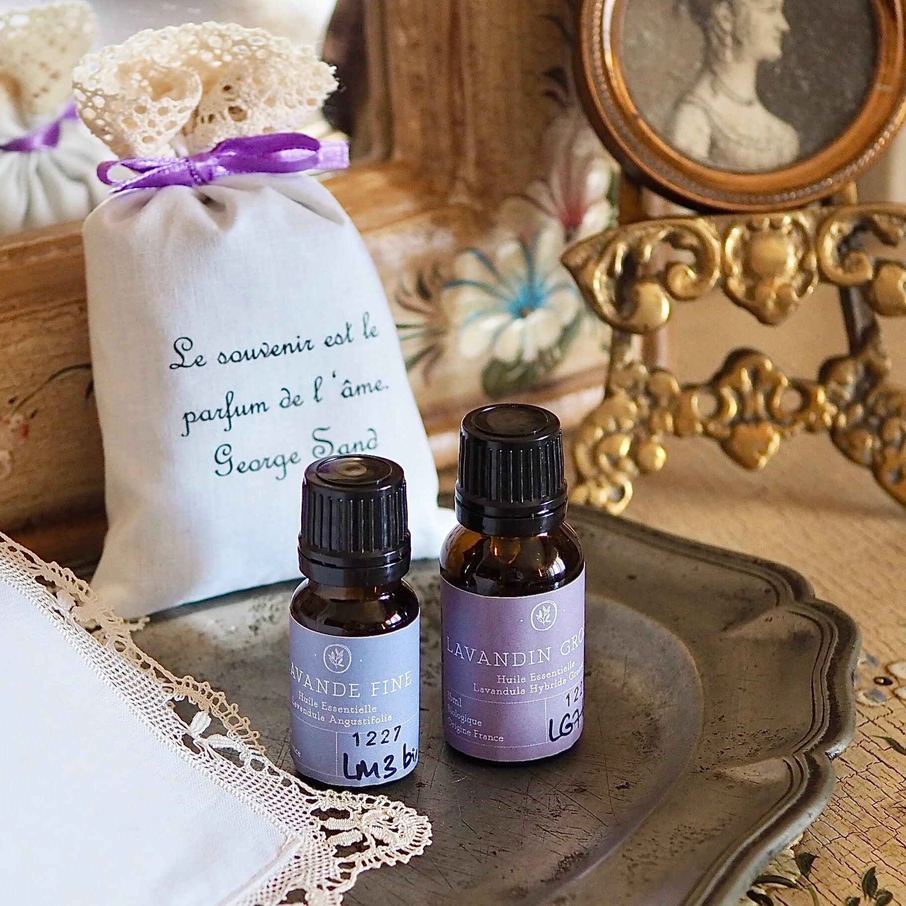 ラベンダーパニエ A(真正ラベンダー精油 + ラヴァンディン精油 + ラベンダーサシェ)