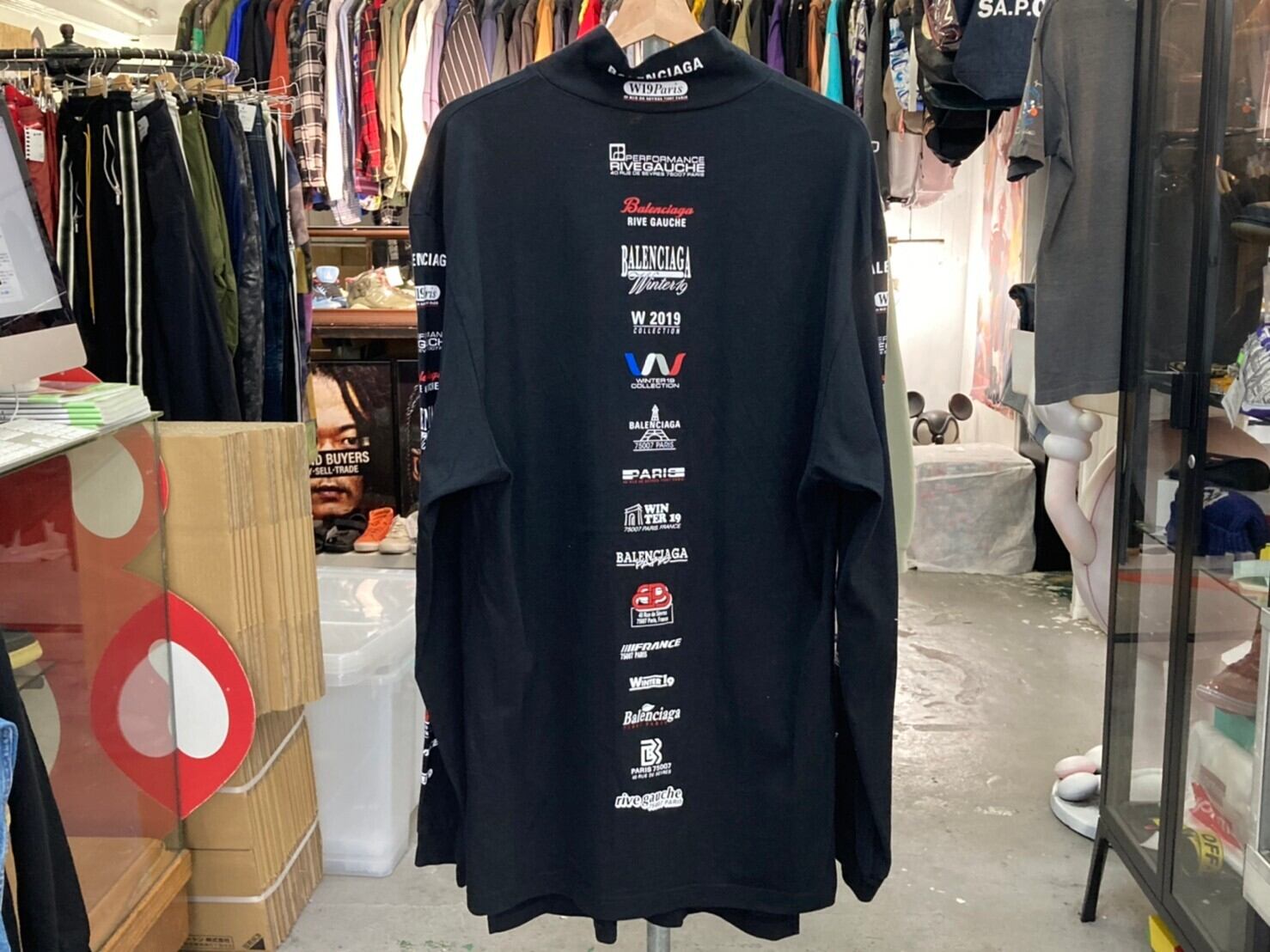 balenciaga multi logo t shirt