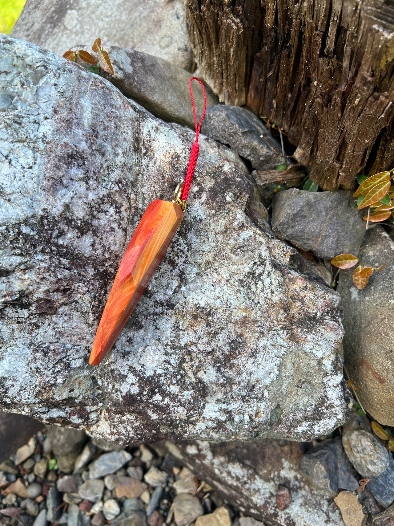 ヒノキの節のキーホルダー１０