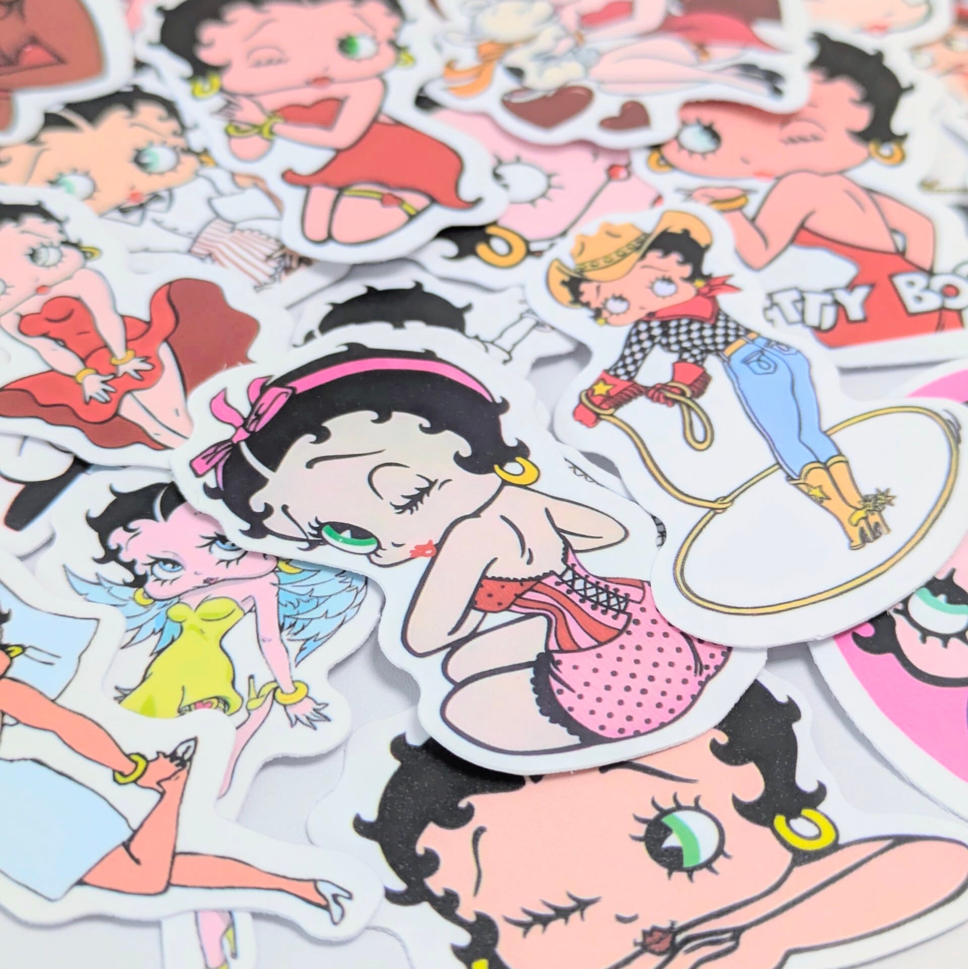 送料無料！【 Betty Boop（ベティブープ） 】 STICKER（ステッカー）50枚SET　〚アメリカン雑貨 アメトイ〛