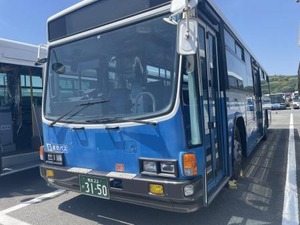 会社名プレート：熊本22か3150号車（九州産交バス）