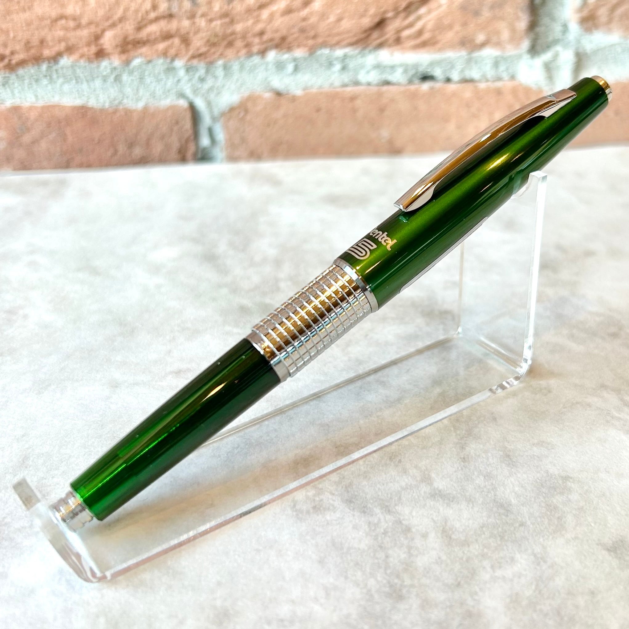 限定品】ぺんてる「KERRY」シャープペンシル／レトログリーン（紀寺