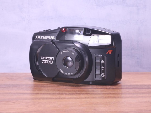 OLYMPUS SUPERZOOM 700 XB