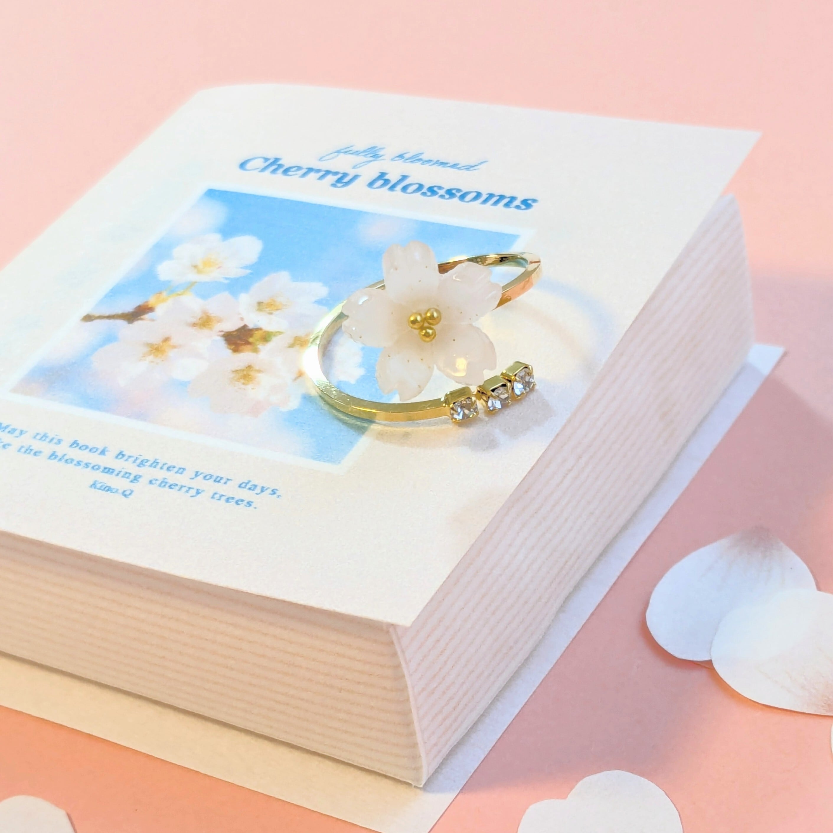3/4～発送〉【予約】溶ける本のギフト/指輪/桜のはなびら/フリーサイズ