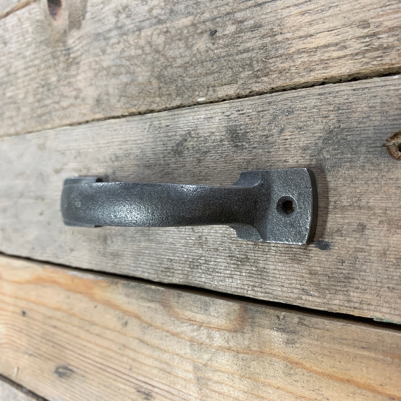 Iron D Handle