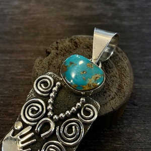 アレックスサンチェス(AlexSanchez) ロイストンメイデンTOP