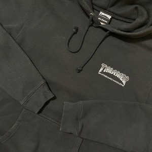 【THRASHER】ワンポイントロゴ パーカー プリント スウェット プルオーバー フーディー スラッシャー  L US古着