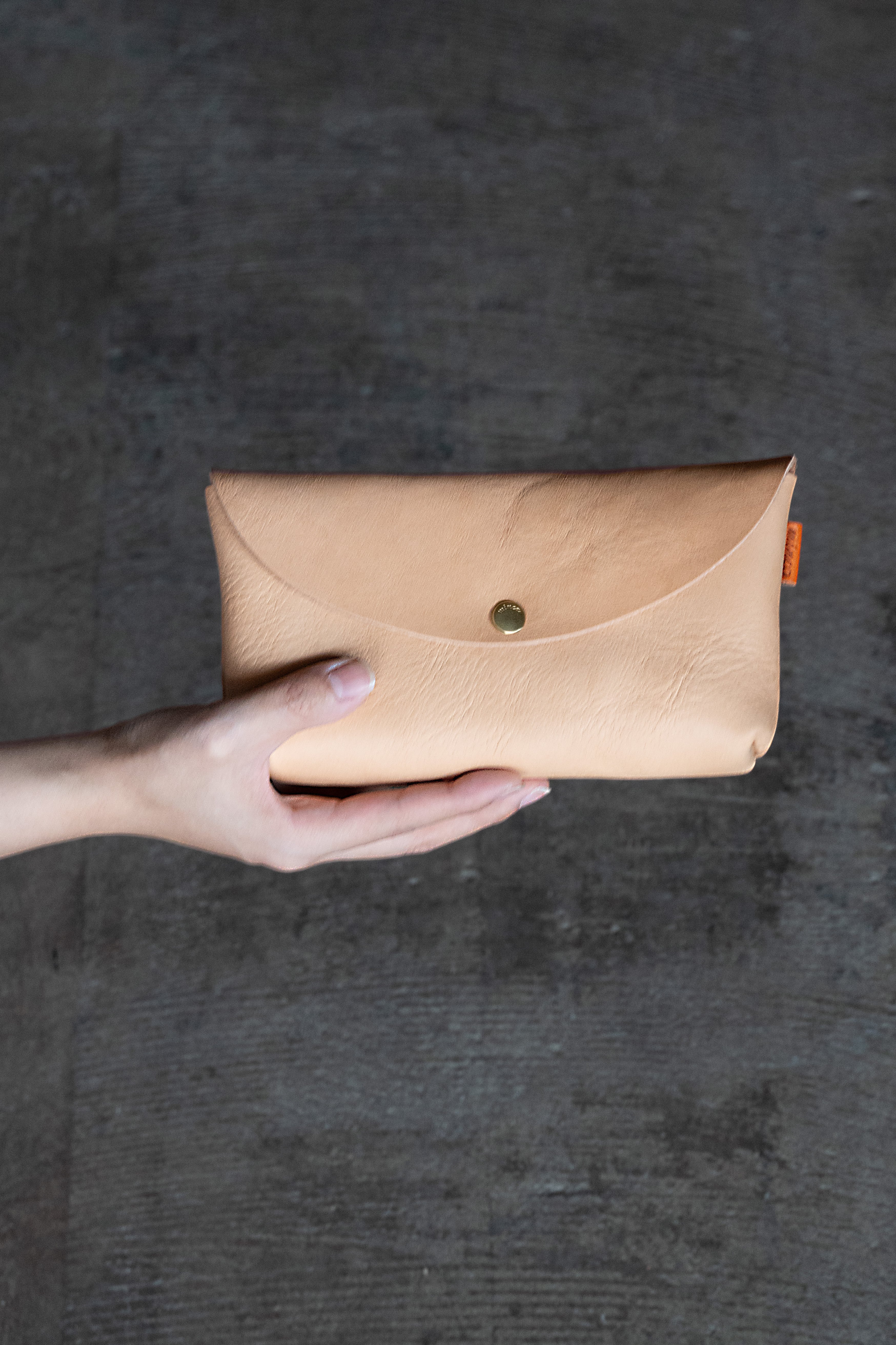 Pouch 02 / M | 高級皮革ならminca｜栃木レザーのバッグ 財布 名刺入 小物