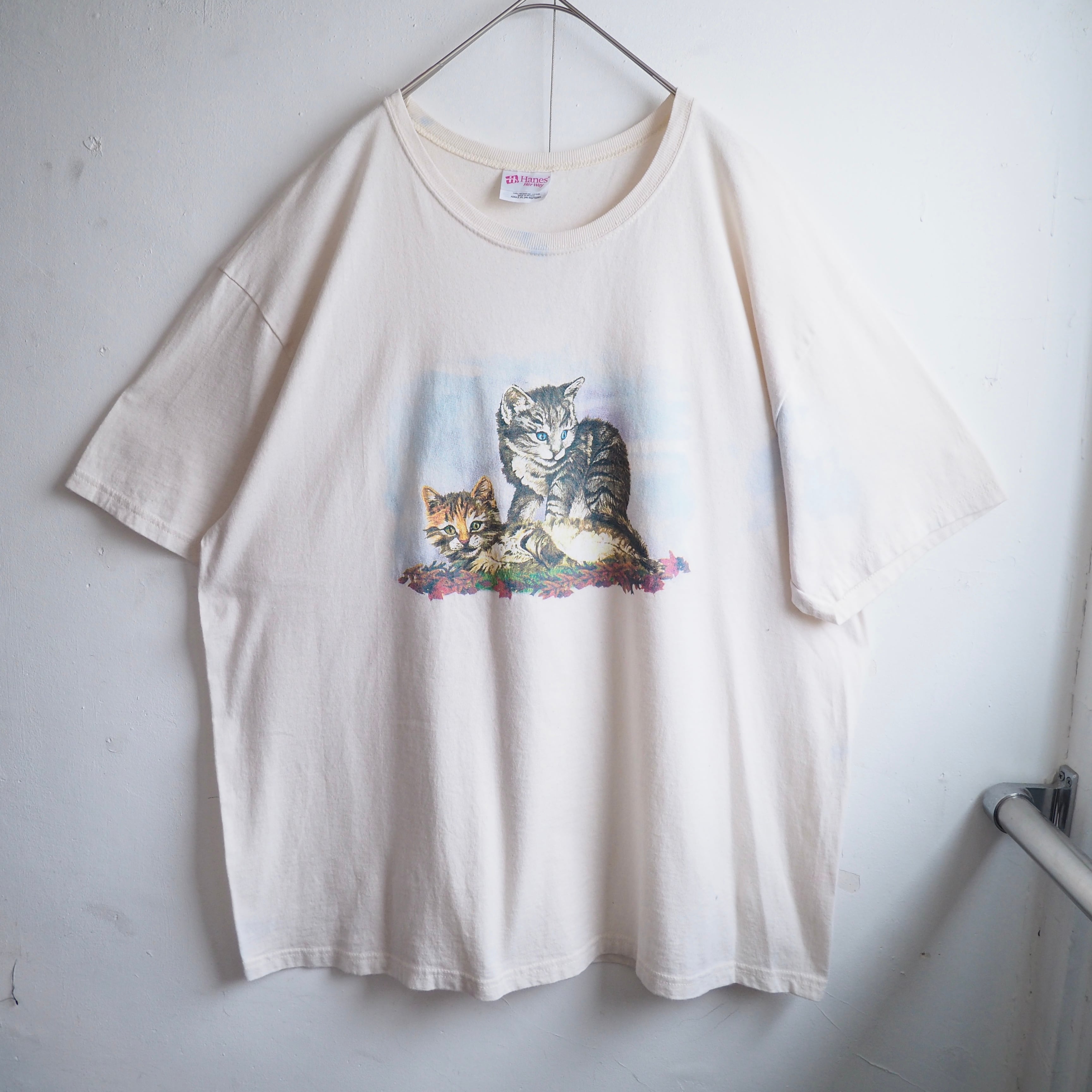 Pretty kittens printed loose silhouette SS Tee
