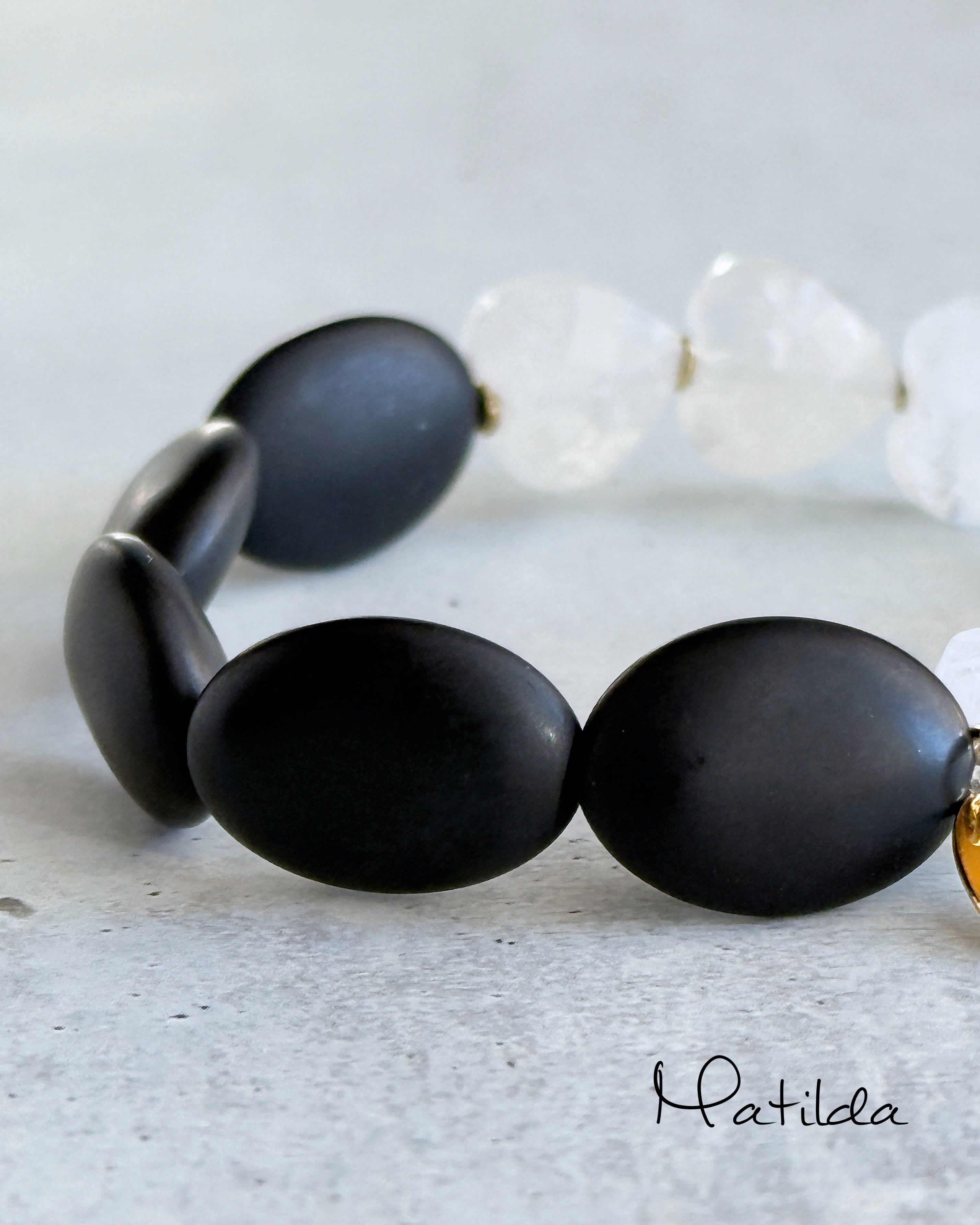 bicolor bracelet(オニキス×クォーツ)