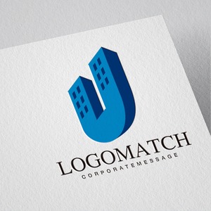 壮観なビルのUのロゴ