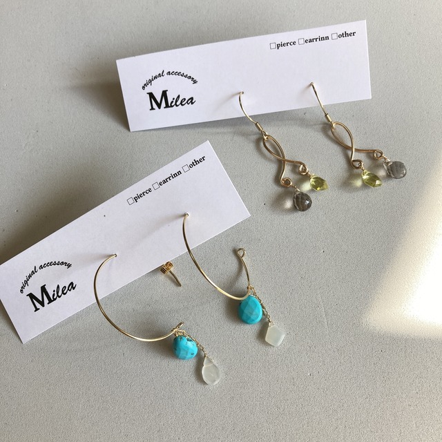 【イヤリング・ピアス】ターコイズ&ホワイトムーンストーン