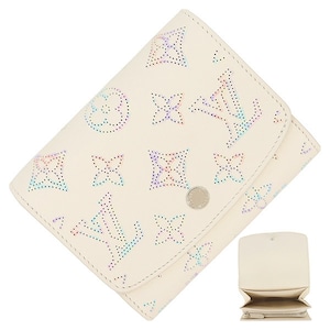 New LOUIS VUITTON ルイヴィトン ポルトフォイユ イリスコンパクト M2A010 モノグラム マヒナ リンククォーツ オフホワイト グラデーション 新品