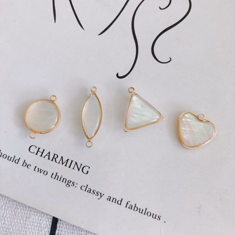 商談中です【現品】ハンドメイドチャーム⭐5ペア⭐10個⭐纏め売り10