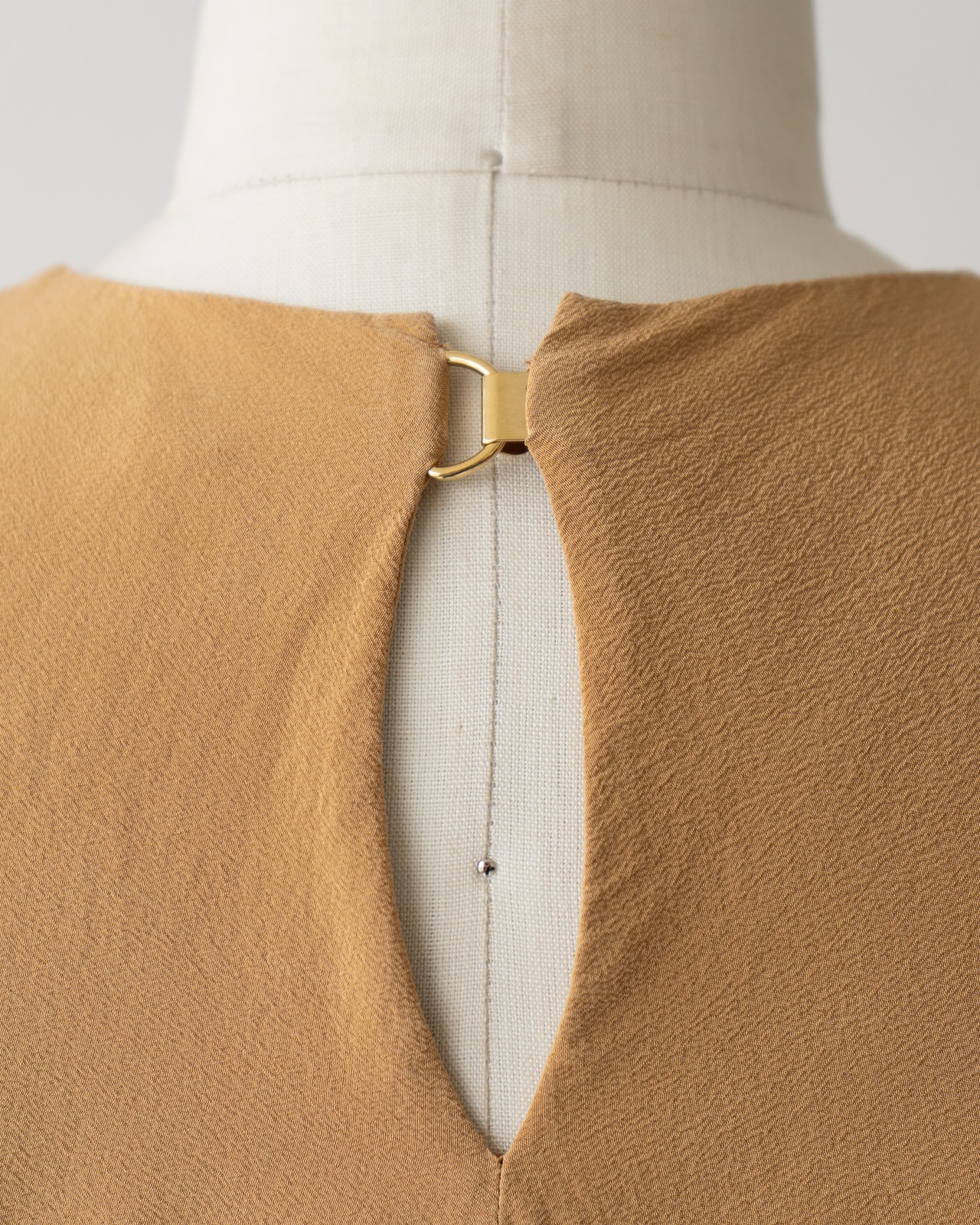 〈CÉLINE〉Short-Sleeve Dress