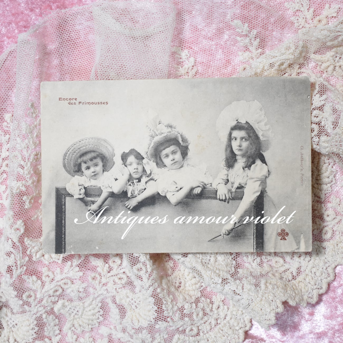 Antique postcard 百合の花を手にする妖精の少女 France P215