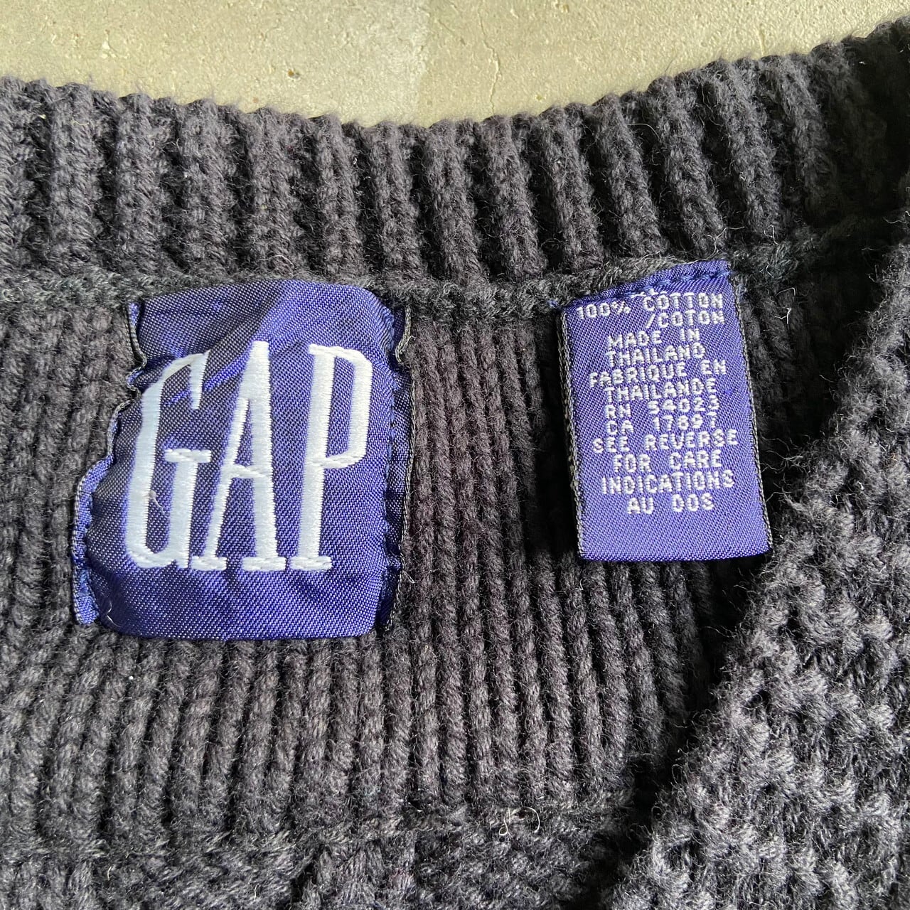 90年代 オールドギャップ GAP コットン ケーブル Vネック チルデン ニットセーター メンズXL 古着 ブラック 黒 ヴィンテージ ビンテージ  90s【ニットセーター】【WS2202-30】【SOL】 | cave 古着屋【公式】古着通販サイト