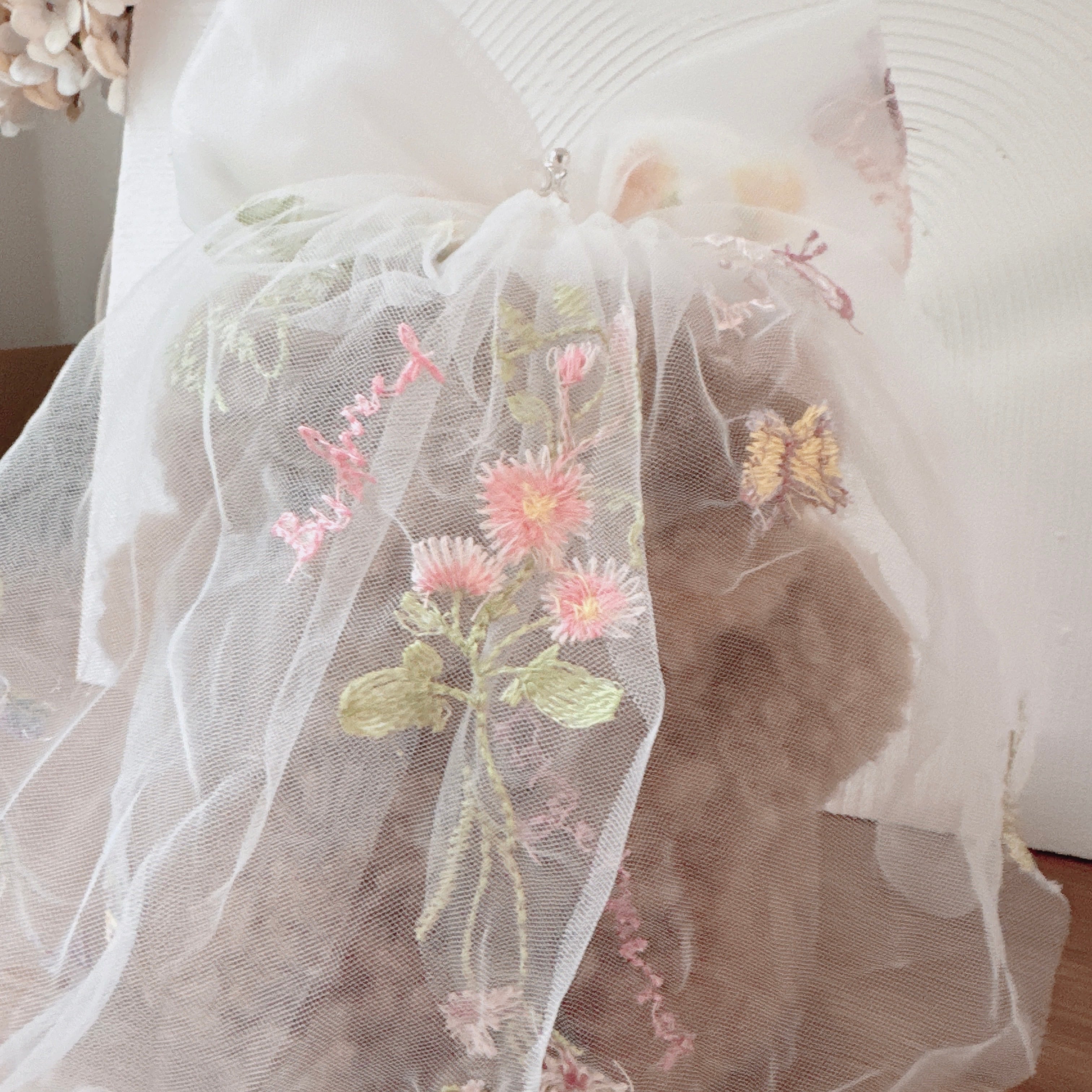 王冠刺繍リボンベールヘアバンド