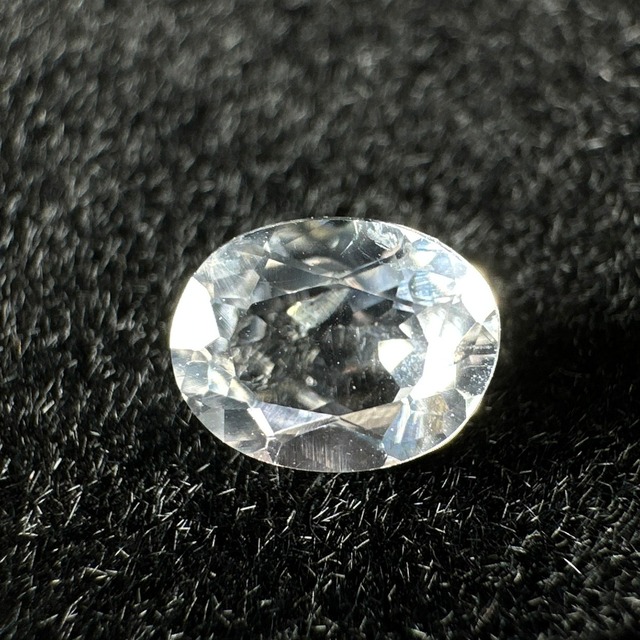 ⁂天然⁂　◇フェナカイト◇　0.52ct　ロシア産