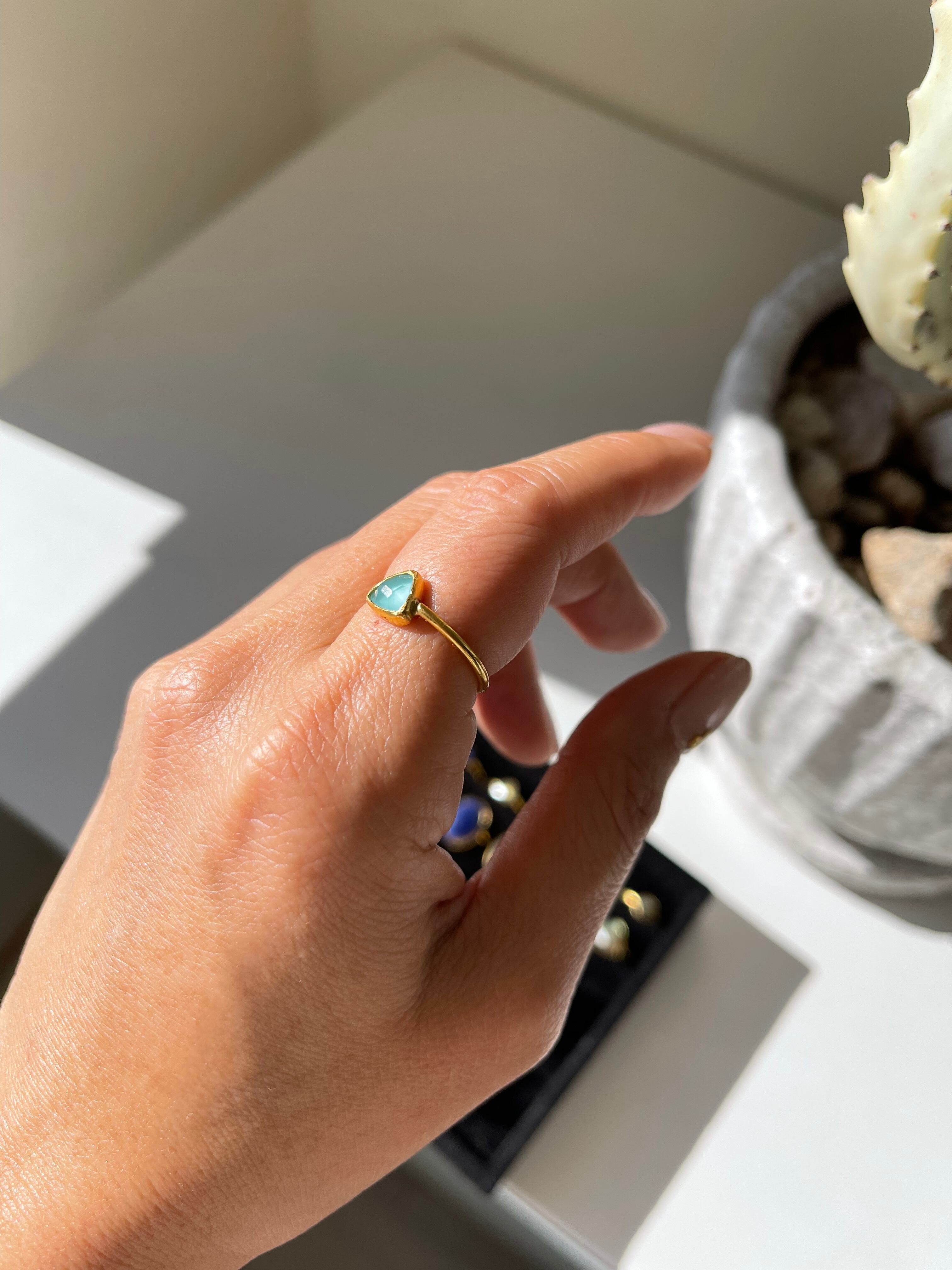 Chalcedony triangle ring/カルセドニートライアングルリング