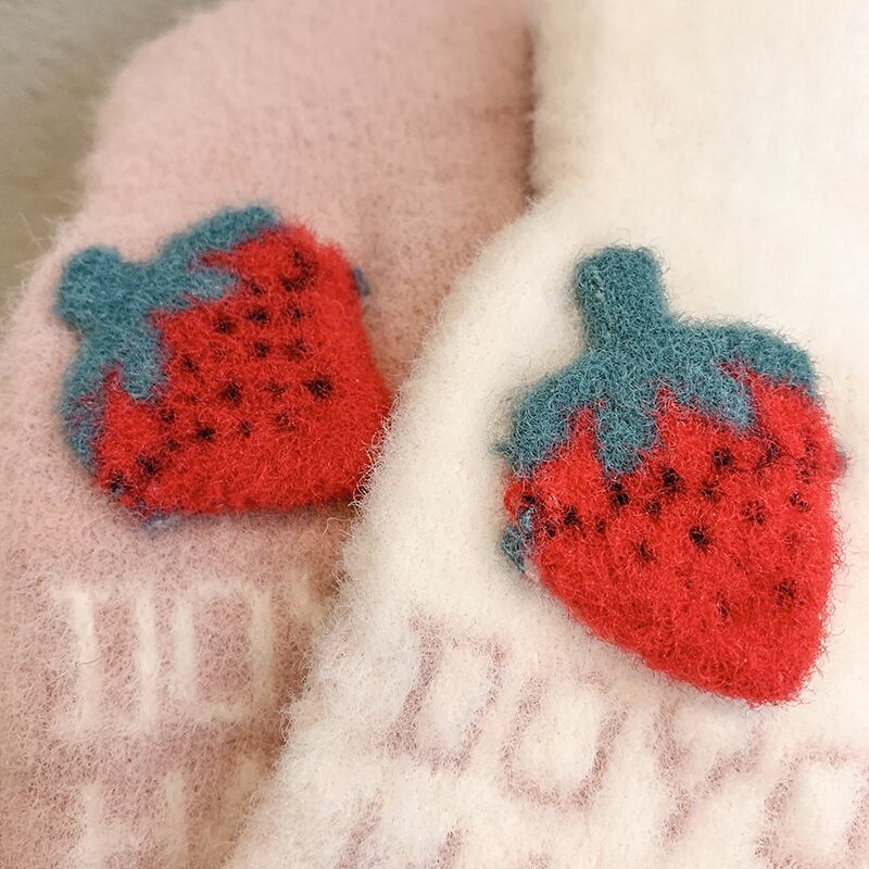 グローブ ウィンターベルベット 大人ガーリー スウィート キュート カジュアル 冬物 ブラック・アイド・ピーズ74419914243