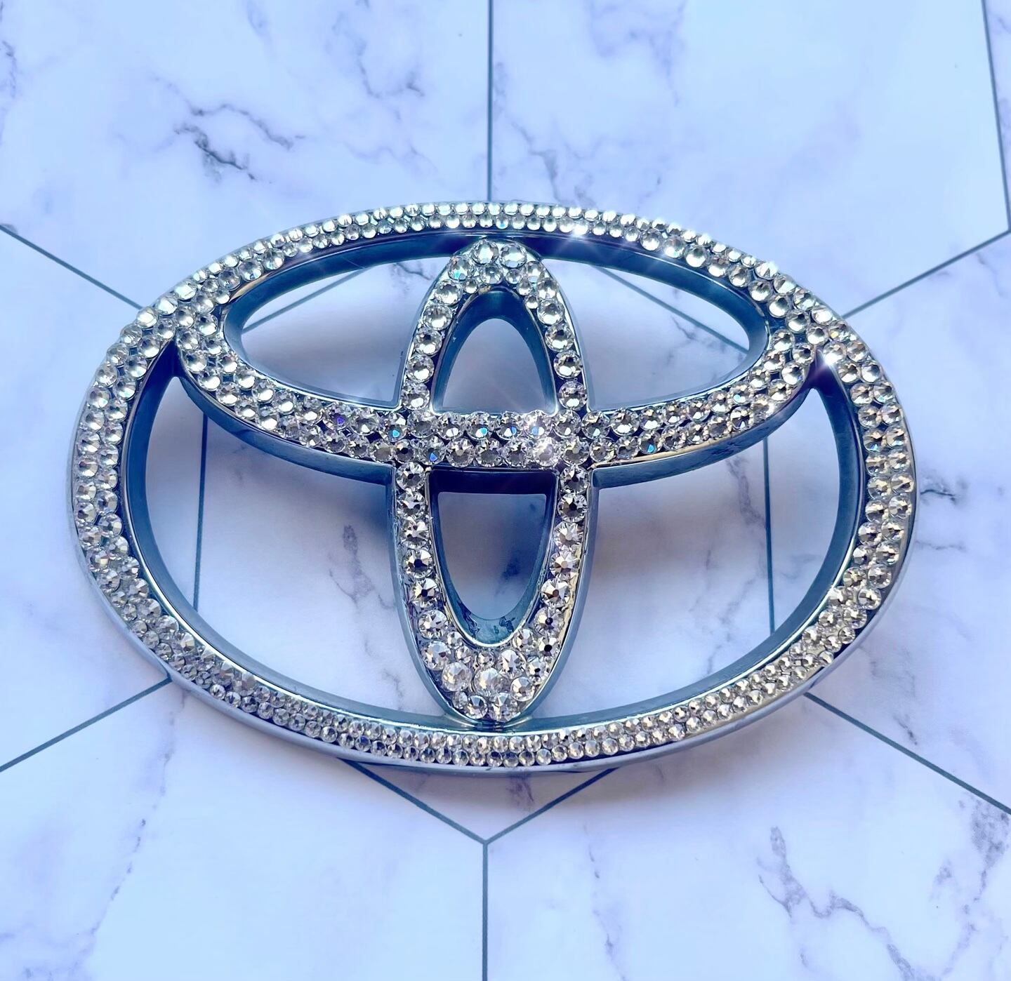 エンブレム カスタム スワロフスキー デコレーション 全車種 改造