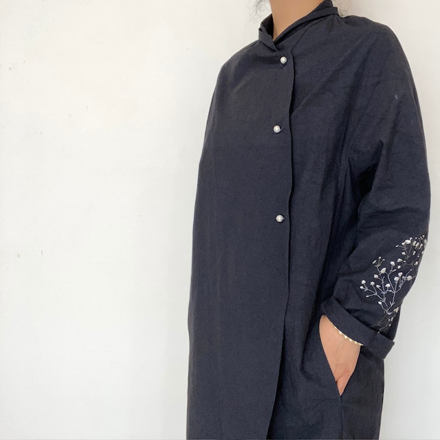 [ Ladies ] カスミソウ刺繍ライトコート -dark navy- 梅雨寒軽量アウター