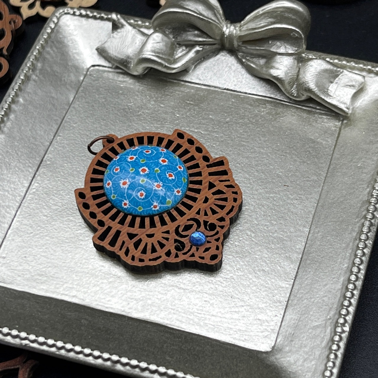 ミーナカーリーのチャーム【017】