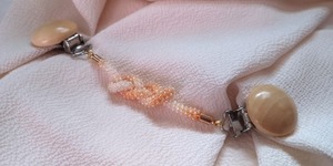 ビーズ編みの羽織紐 ─ 強力クリップ