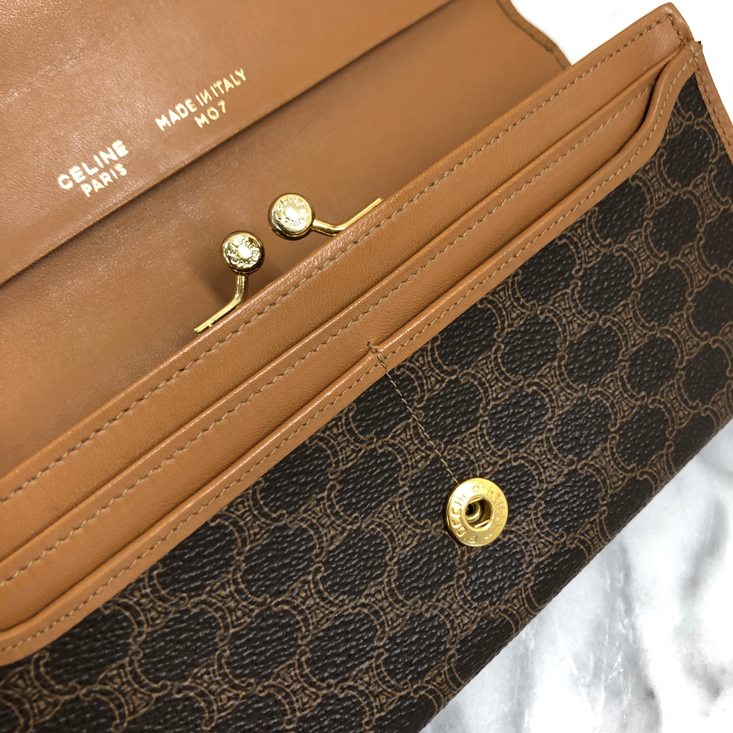 CELINE セリーヌ マカダム ブラゾン トリオンフ 長財布 ブラウン vintage ヴィンテージ オールドセリーヌ 7ej5dz |  VintageShop solo powered by BASE