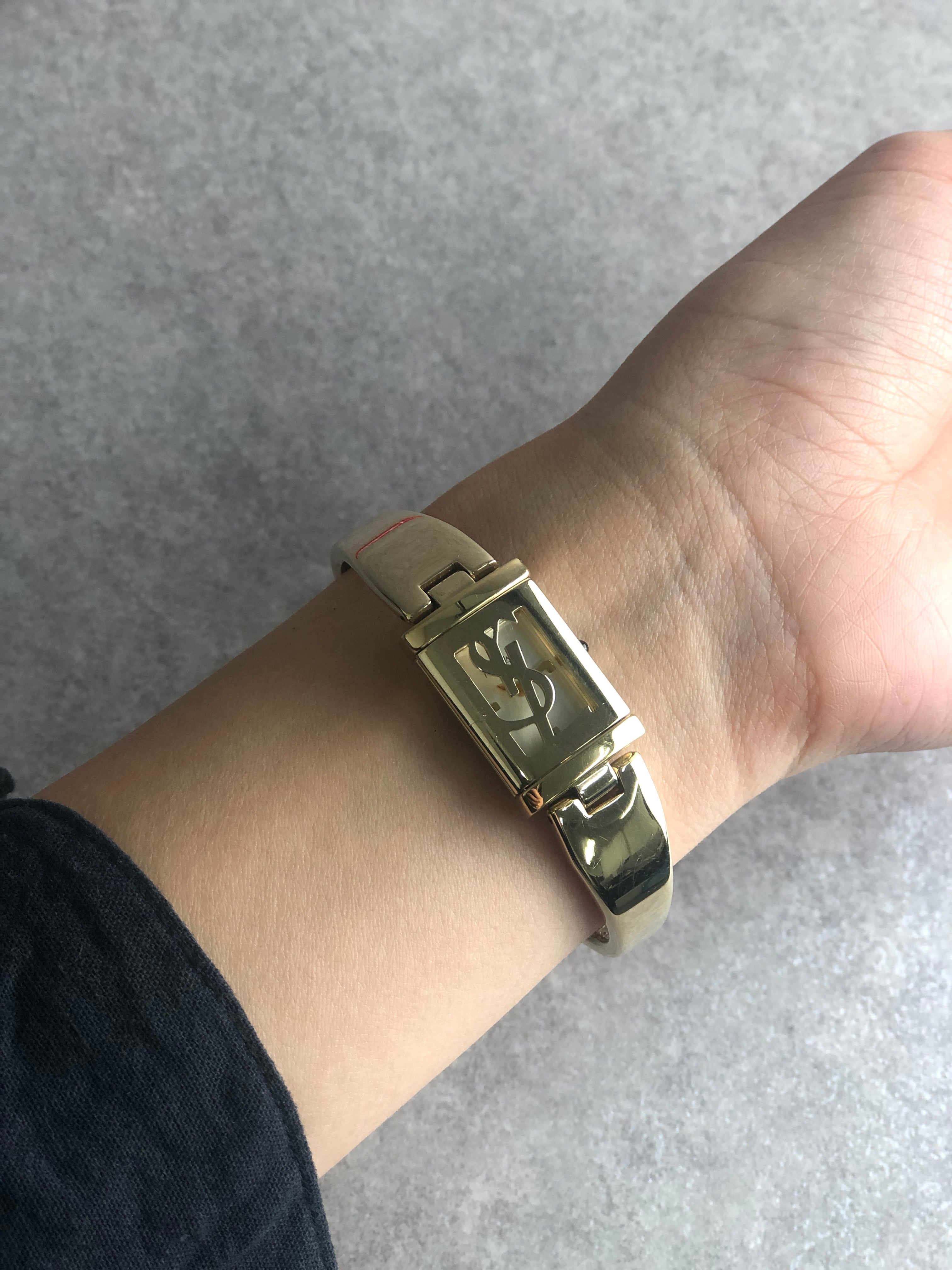 Yves Saint Laurent イヴ・サンローラン 腕時計 ゴールド YSL