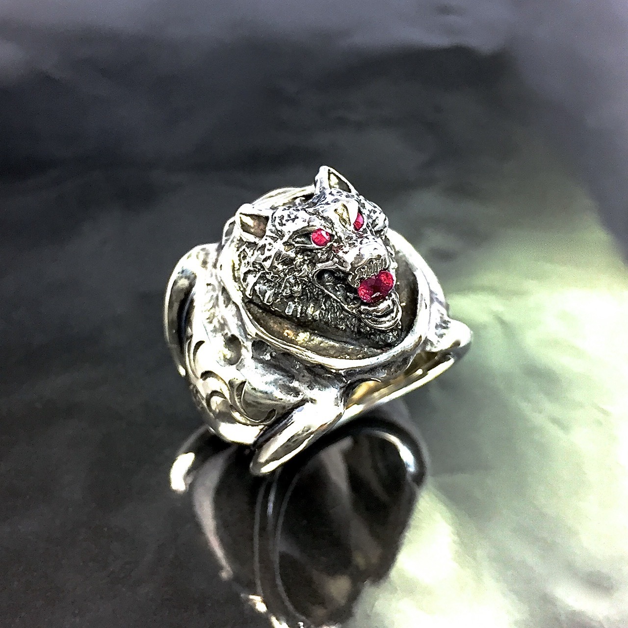 WOLF RING with RUBY / ウルフリング・ルビー アイズ&マウス