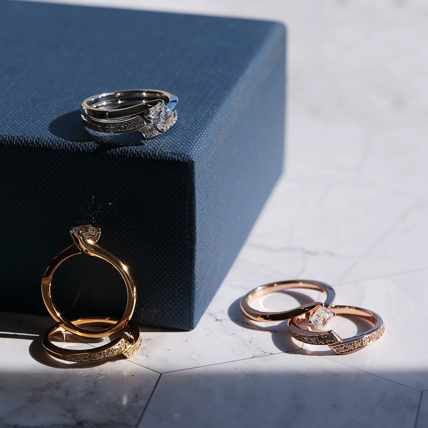 【プラチナ結婚指輪 ゴールド結婚指輪 マリッジリング】K18 Pt950 天然ダイヤモンド 結婚指輪  マリッジリング ペアリング シリーズ010LB