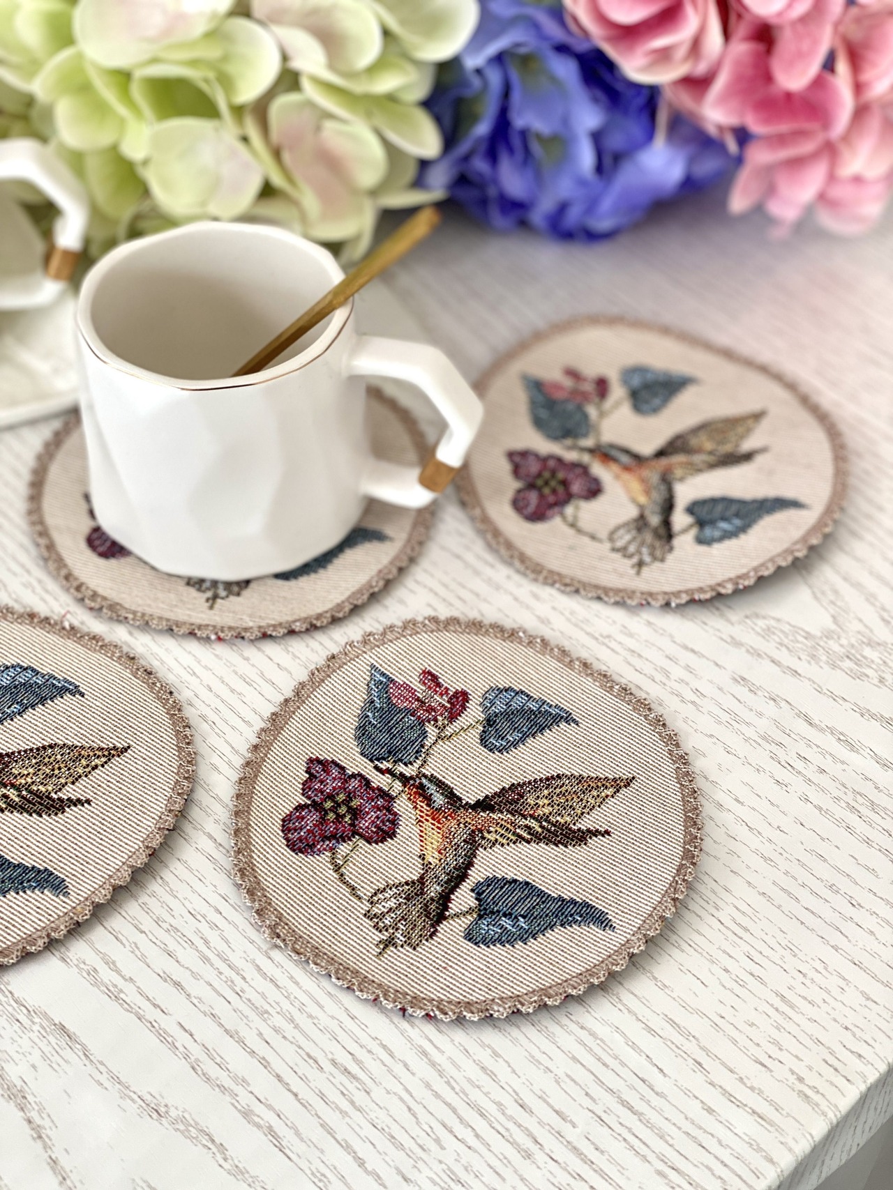 タペストリーラウンドコースター　野鳥　10cm（レース付き）ウクライナ製 - 3