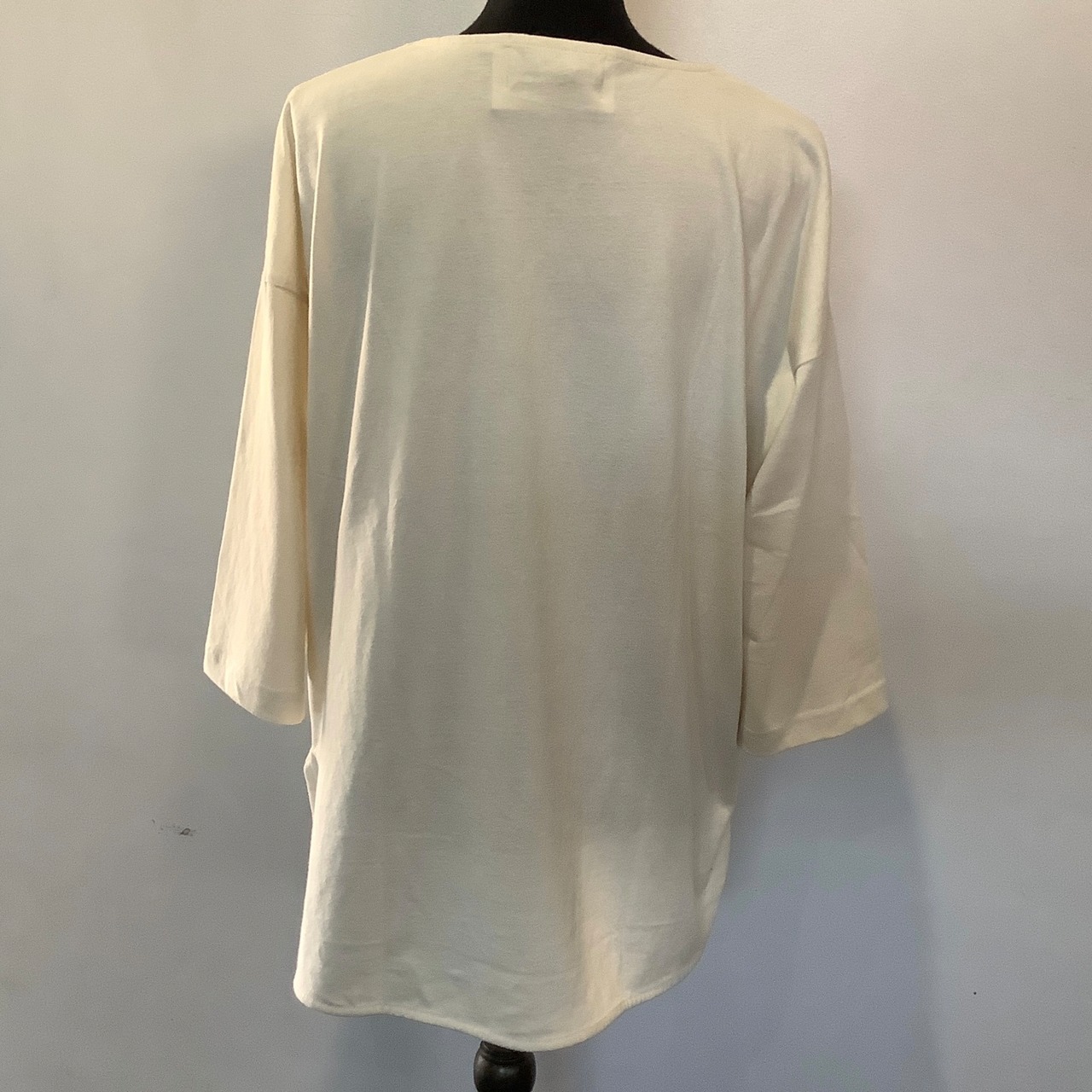 Peace( 平和 ) ポケット付き七分袖Tシャツ オフホワイト